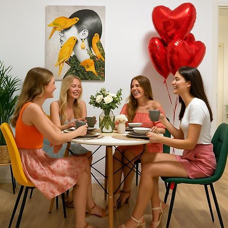 Gabi - Chic Apt With Parking Close To Veranda Mall 부쿠레슈티 외부 사진