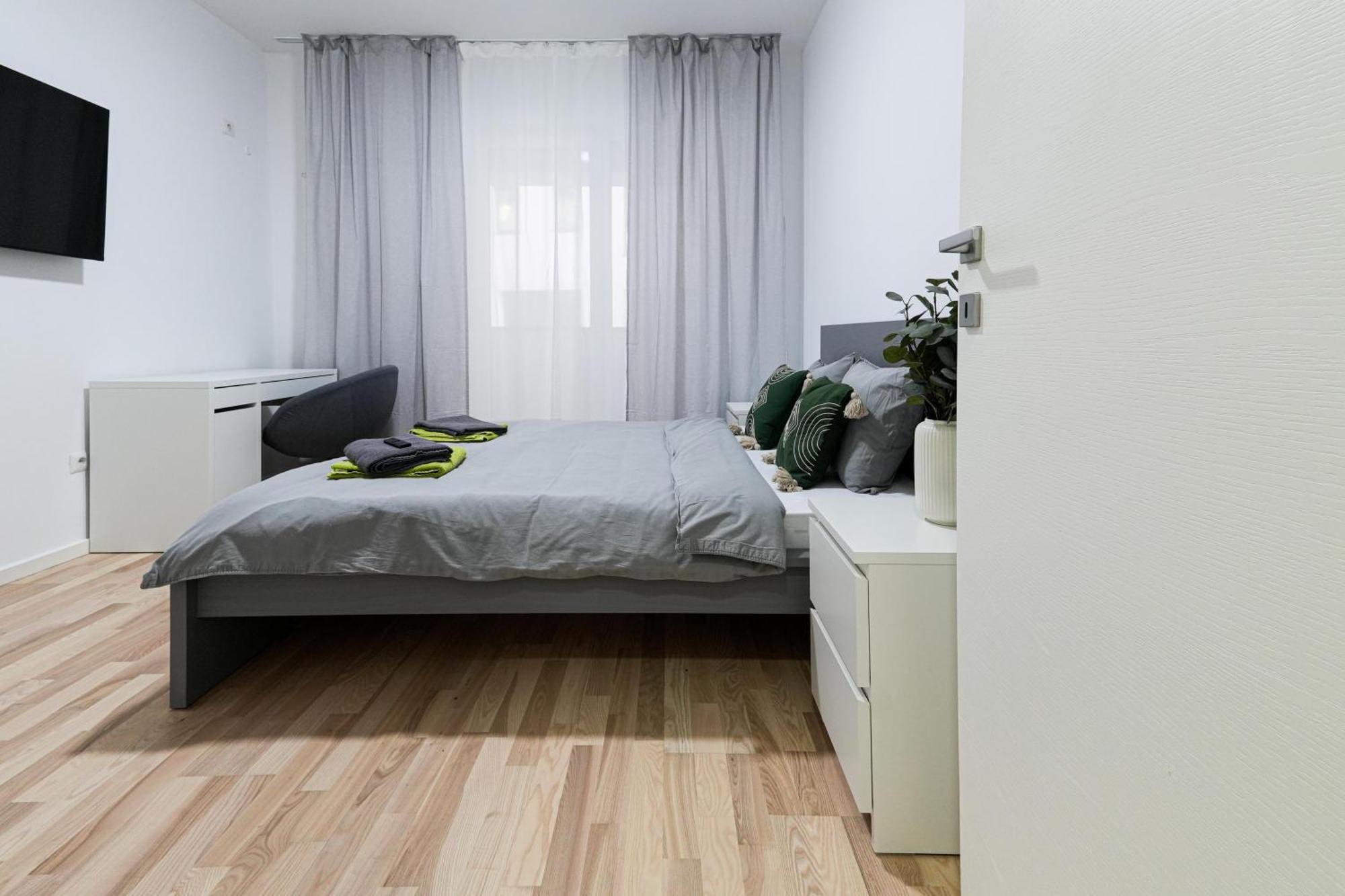 Gabi - Chic Apt With Parking Close To Veranda Mall 부쿠레슈티 외부 사진